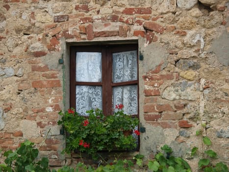  Monteriggioni, medieval village in Tuscany