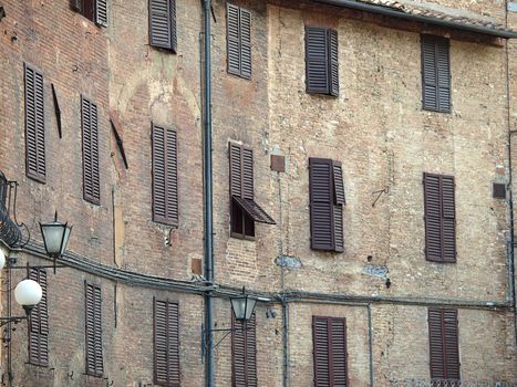 Siena - the medieval climate and characteristic colours