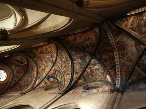 Arezzo - the Gothic Cathedral of Saint Donatus interior
