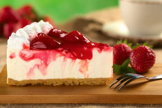 Fresh strawberry cheesecake (Selective Focus, Focus on the front upper edge of the cake)