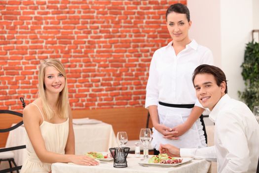 couple in a restaurant