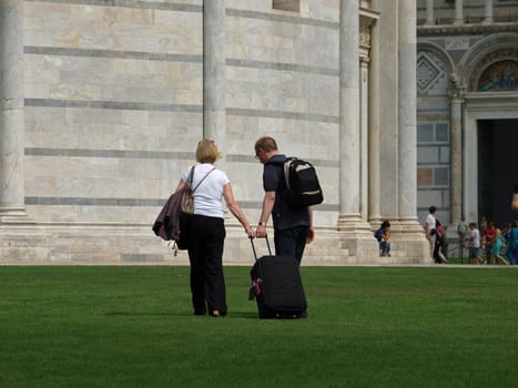 Pisa - lost tourists on Piazza dei Miracoli