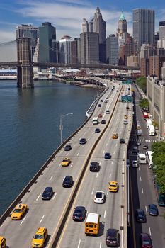 brooklyn bridge and fdr drive in downtown manhattan