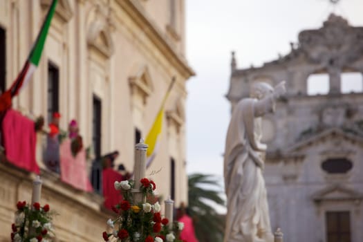 View of Statue, Syracuse cathedral