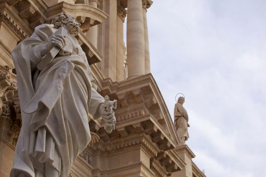 View of St. Peter statue, Syracuse cathedral - Ortigia