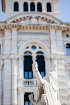 Statue in Piazza Unità d'Italia, Trieste