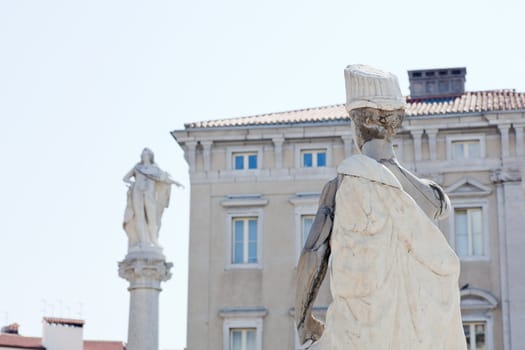 Statue in Piazza Unità d'Italia, Trieste