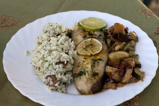 Fish with rice and eggplant 