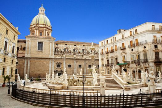 Fontana delle Vergogne in Piazza Pretoria in Palermo, Italy