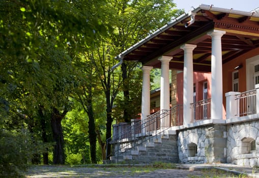 Colonnades in a House, Trieste