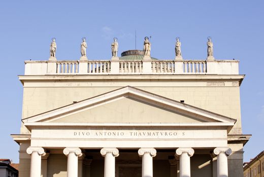 Statues on St. Antonio cathedral - Trieste, Italy