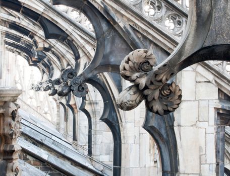 Flower sculptures, Milan cathedral - Italy