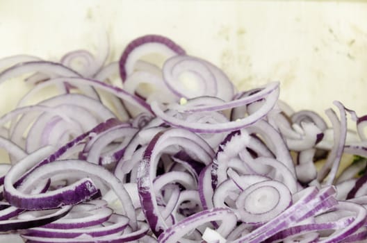 fresh sliced onions