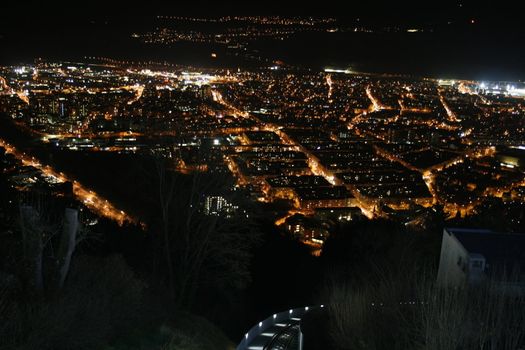 Blick ueber Innsbruck bei Nacht; view over Innsbruck by Night