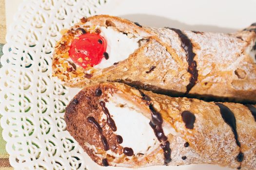Cannoli siciliani - Sicilian pastry on a dish