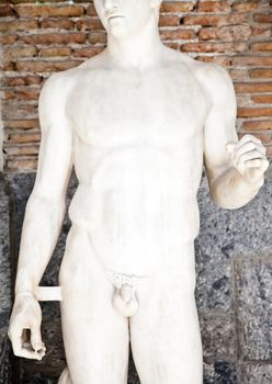 Greek statue in an Italian museum, original (more than 1700 years old)