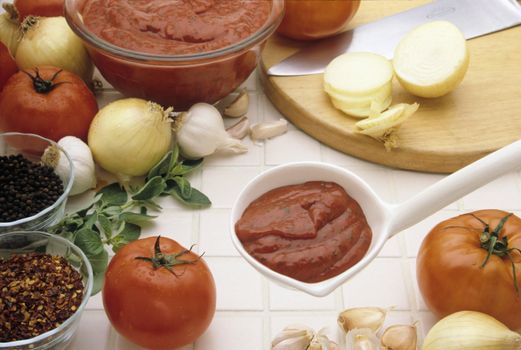 Various ingrediants for preparing pasta sauce