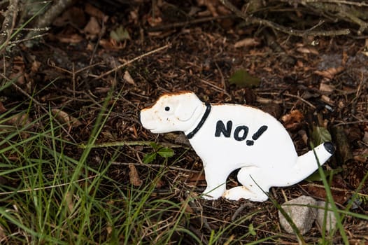 Sign for dogs in Denmark