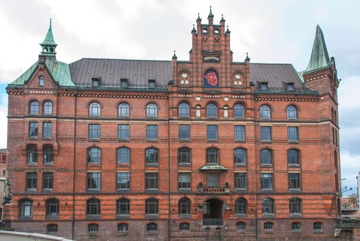 Facade of Sandthorquaihof
