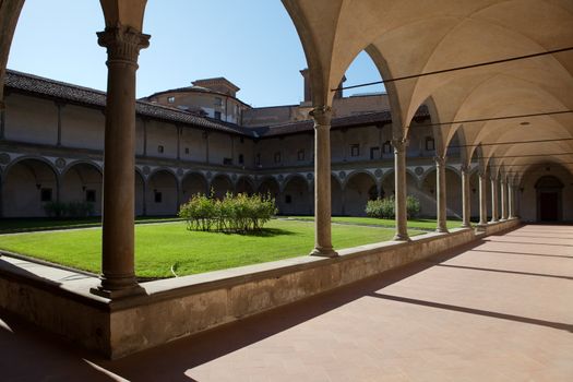 Internal courtyard of basilica Santa Croce in Florence, Italia. 