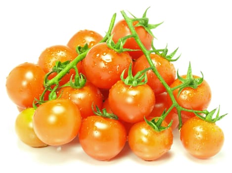 A pile of freshly washed cherry tomatoes