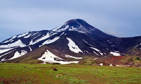 Kamchatka; volcano Avachinsky