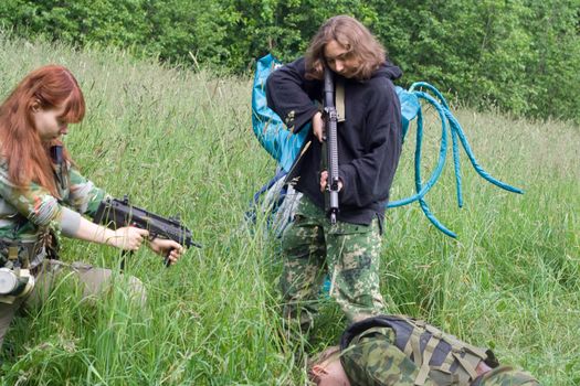 Airsoft thriller: girls and green monster

