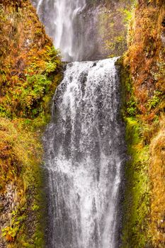 Multnomah Falls Waterfall Autumn, Fall Columbia River Gorge, Oregon, Pacific Northwest