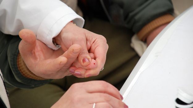 Diabetes lancet prick finger for blood measurement