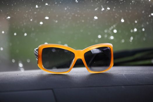 sun glasses in car
