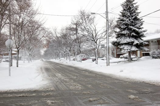 The city roads after snow fall