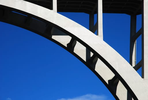  concrete arch bridge, close to the supporting arch