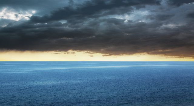 seascape at sunset. The storm.