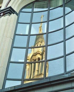 old bailey mirrored in newbailey, both are english criminal courts