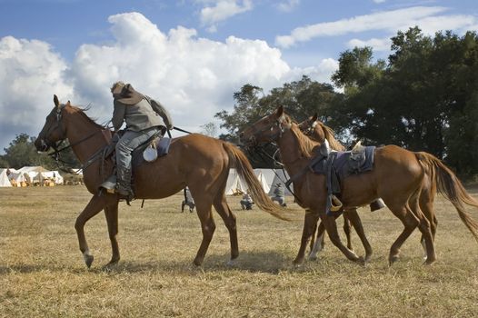 The cavalry soldiers dismount to shoot.