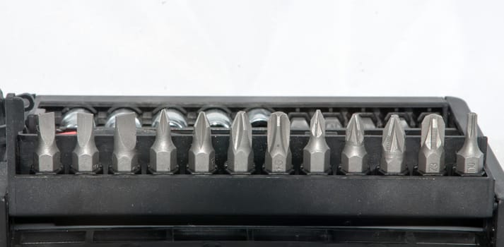 various size screwdriver pieces