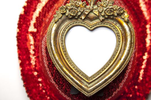 Retro Ols Classic Gold Heart Picture Frame on red background