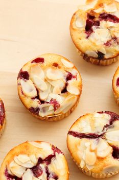 muffins with almond and blueberries