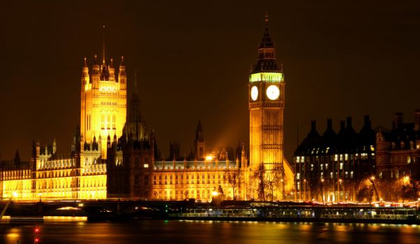 House of Parliament  London  U.K.
Low Light Photography   (LLP)