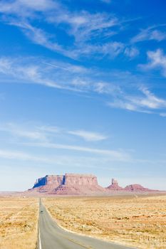 road, Monument Valley National Park, Arizona, USA