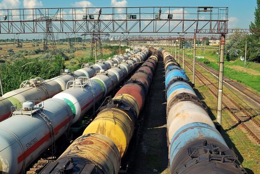 the train transports tanks with oil and fuel