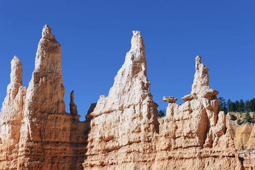 horizontal view of Hoodoo rocks of Bryce Canyon, Utah, USA 