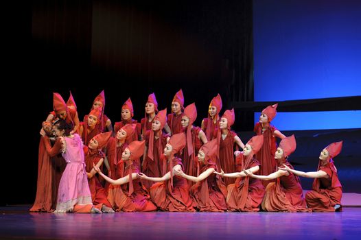 CHENGDU - MAY 25: Chinese Modern Dance Drama Red Army's flower perform on stage at Xinan theater on May 25, 2011 in Chengdu, China.