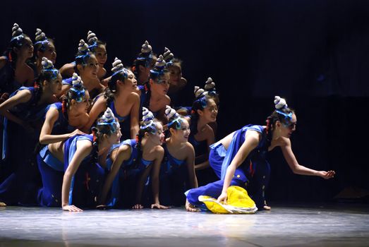 CHENGDU - DEC 15: Group dance "Catch Moon" performed by Beihai song and dance troupe at JINCHENG theater in the 7th national dance competition of china on Dec 15,2007 in Chengdu, China.
Choreographer: Li Xiaoying, actors: 16