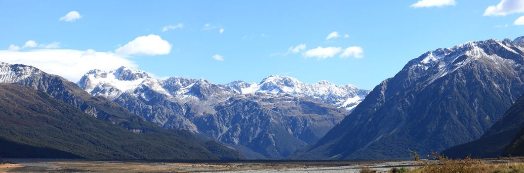 Panorama southern alpine alps mountain range Arthur's pass National Park New Zealand