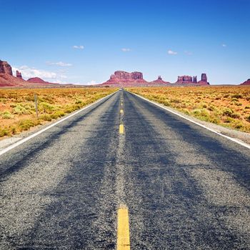 Long road to the Monument Valley, Arizona
