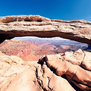 famous Mesa Arch, Canyonlands National Park in Utah , USA 