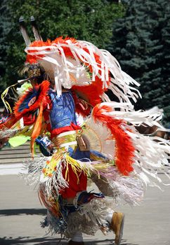Native Northern american dancing