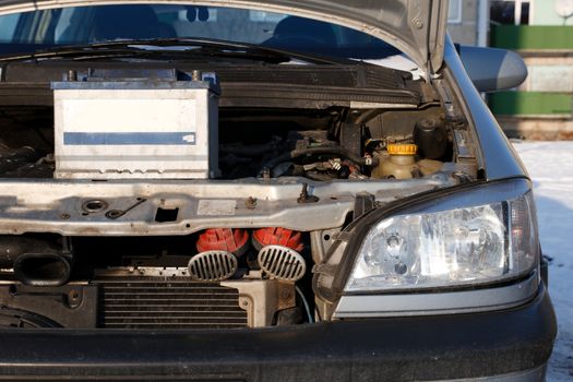 old diesel engine car don't work in winter.Need to charge the battery.