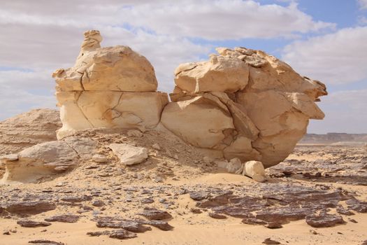 Wind and sand modeled rock skulptures in the Whitte desert